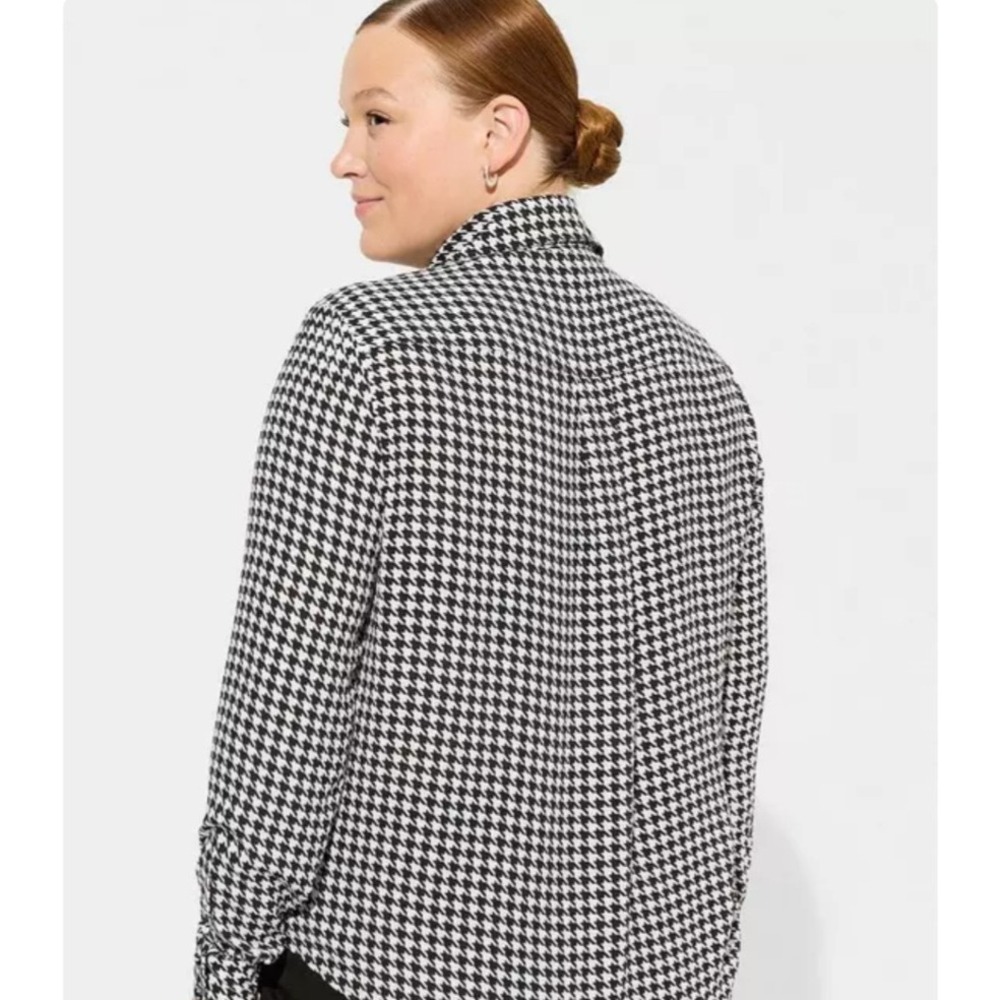 Torrid Madison Georgette Button-Up Long Sleeve Shirt Houndstooth Women's 2X EUC - Picture 3 of 10